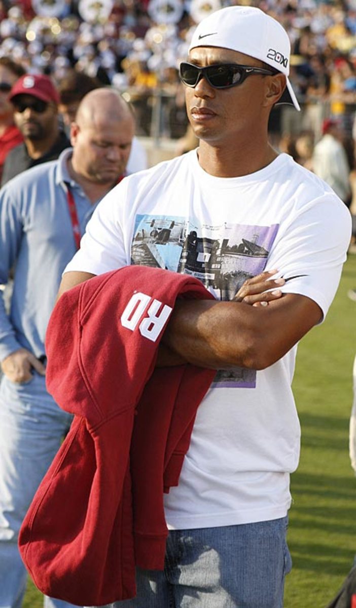 130811202325-tiger-woods-single-image-cut.jpg